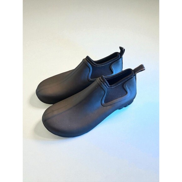 Lands End Rubber Shoes Size 8M Black Slip On Style Waterproof Rain Gardening - Picture 1 of 6